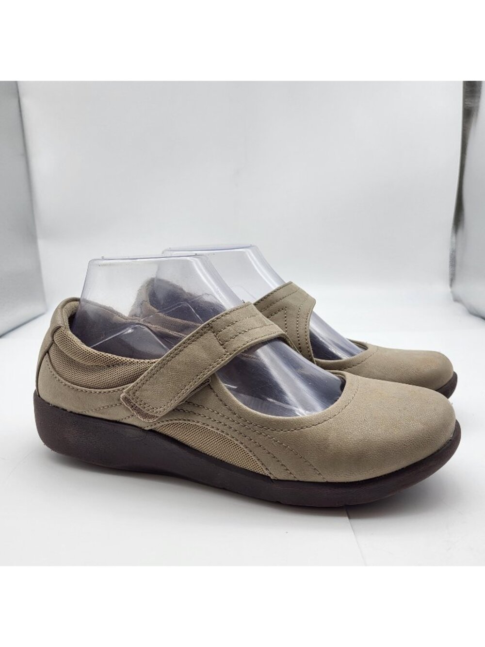 Clarks Sillian Bella Cloud Steppers Women Maryjane Taupe Comfort Shoes Sz 6.5 W